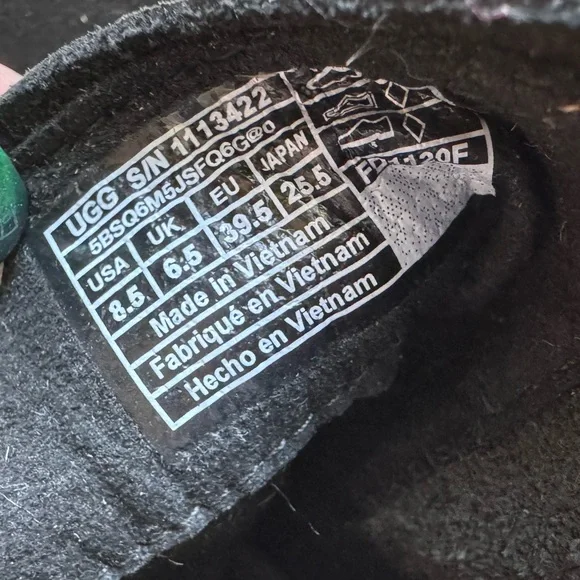 UGG Wylma Boots Black - Picture 8 of 10